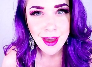 Brunette Solo Webcam Masturbation