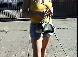 Amateur blonde picked up puts on a show until his big throbber nails her