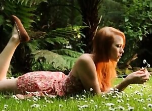 Redheaded Teen in Seductive Solo Bate
