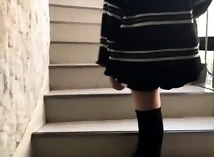 Beauty small tit amateur teen masturbating her shaved pussy