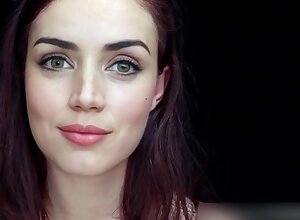 Brunette Solo Webcam Masturbation